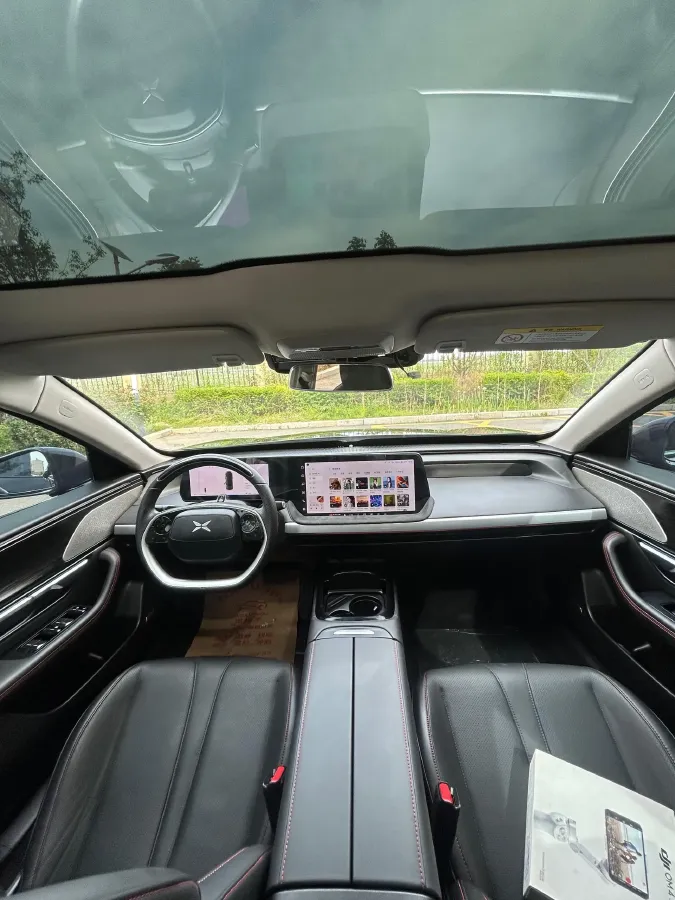 2022 Xpeng P7 BEV 83.1KWH,autocango,china used car exporter,china ev exporter,chinese used car exporter,chinese used ev exporter