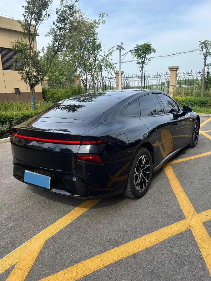 2022 Xpeng P7 BEV 83.1KWH,autocango,china used car exporter,china ev exporter,chinese used car exporter,chinese used ev exporter