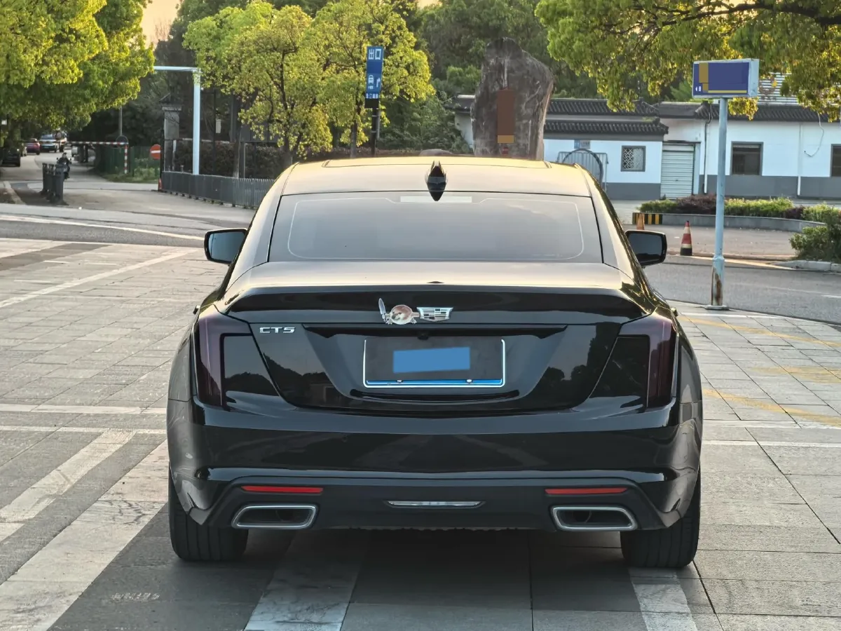 2024 Cadillac CT5 2.0T 237HP L4 10AT,autocango,china used car exporter,china ev exporter,chinese used car exporter,chinese used ev exporter