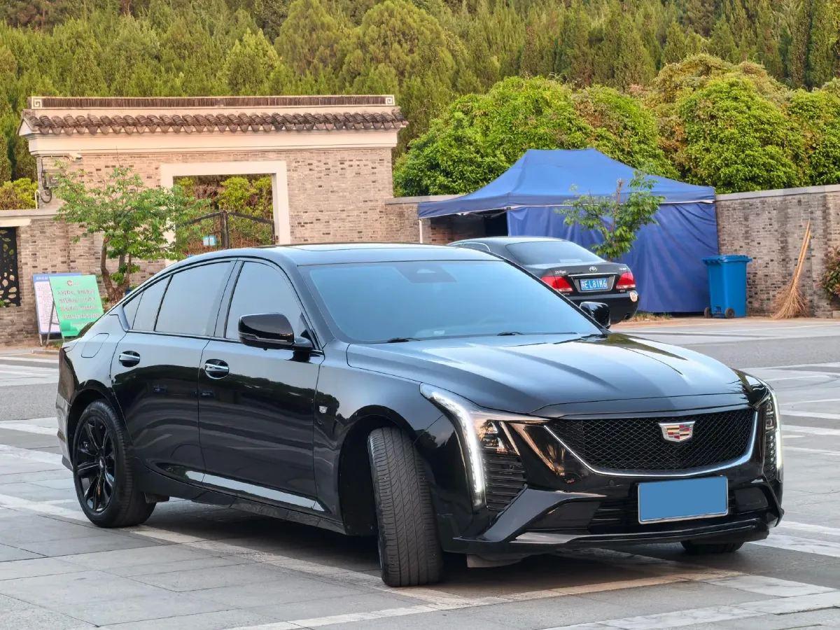 2024 Cadillac CT5 2.0T 237HP L4 10AT,autocango,china used car exporter,china ev exporter,chinese used car exporter,chinese used ev exporter