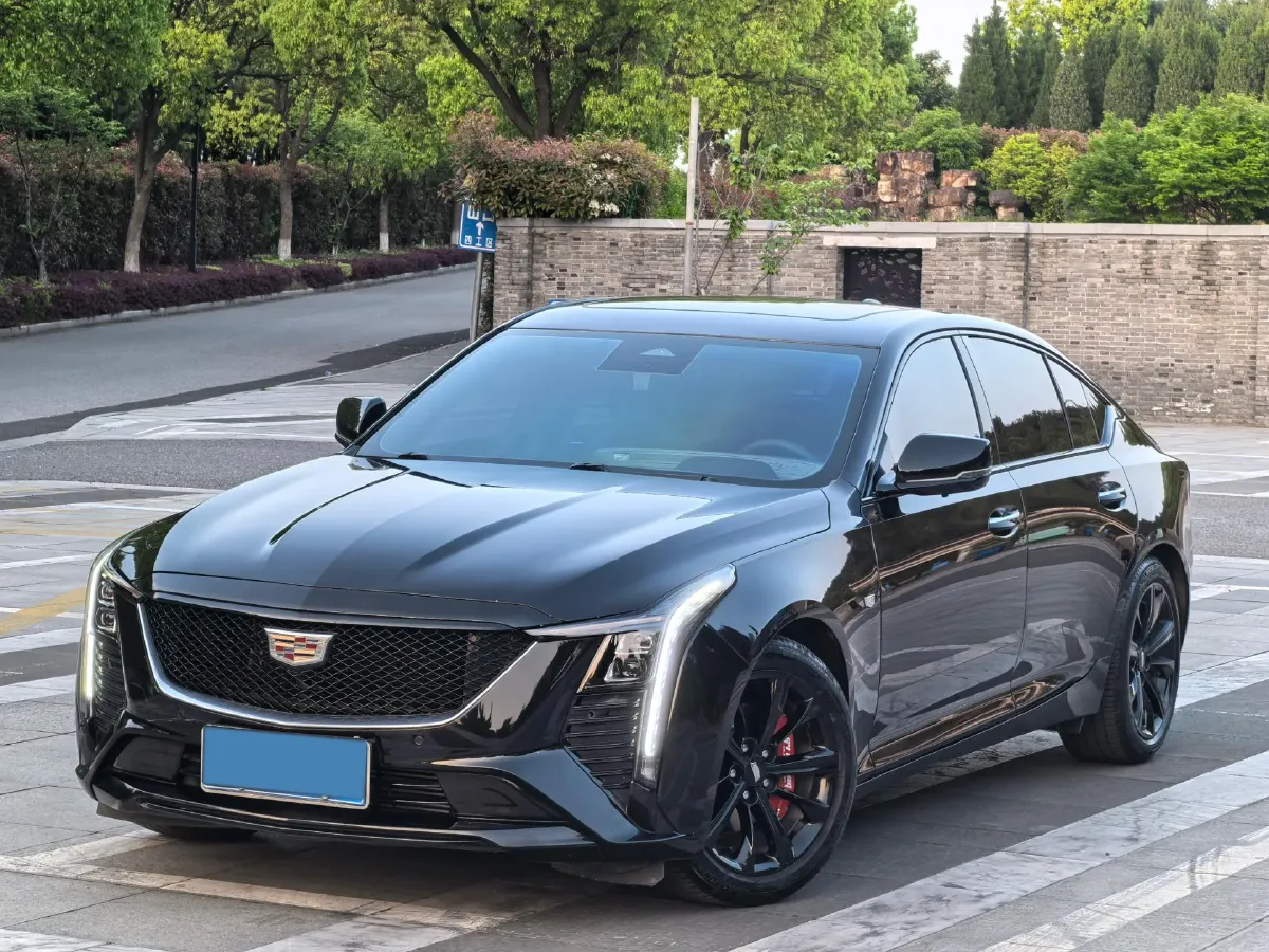 2024 Cadillac CT5 2.0T 237HP L4 10AT,autocango,china used car exporter,china ev exporter,chinese used car exporter,chinese used ev exporter