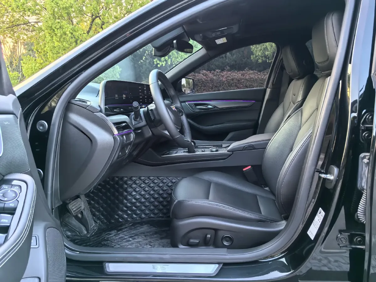 2024 Cadillac CT5 2.0T 237HP L4 10AT,autocango,china used car exporter,china ev exporter,chinese used car exporter,chinese used ev exporter