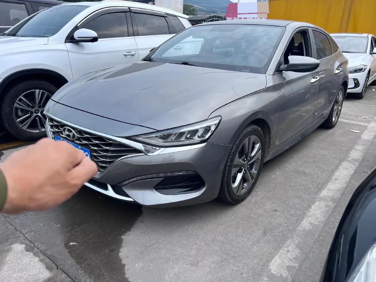 2019 Hyundai La Festa 1.6T 204HP L4 7DCT,autocango,china used car exporter,china ev exporter,chinese used car exporter,chinese used ev exporter
