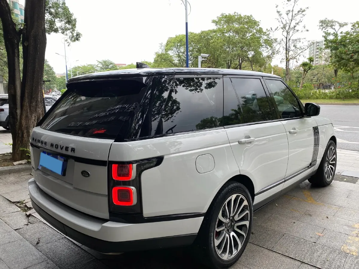 2018 Land Rover Range Rover Evoque 2.0T 241HP L4 9AT,autocango,china used car exporter,china ev exporter,chinese used car exporter,chinese used ev exporter