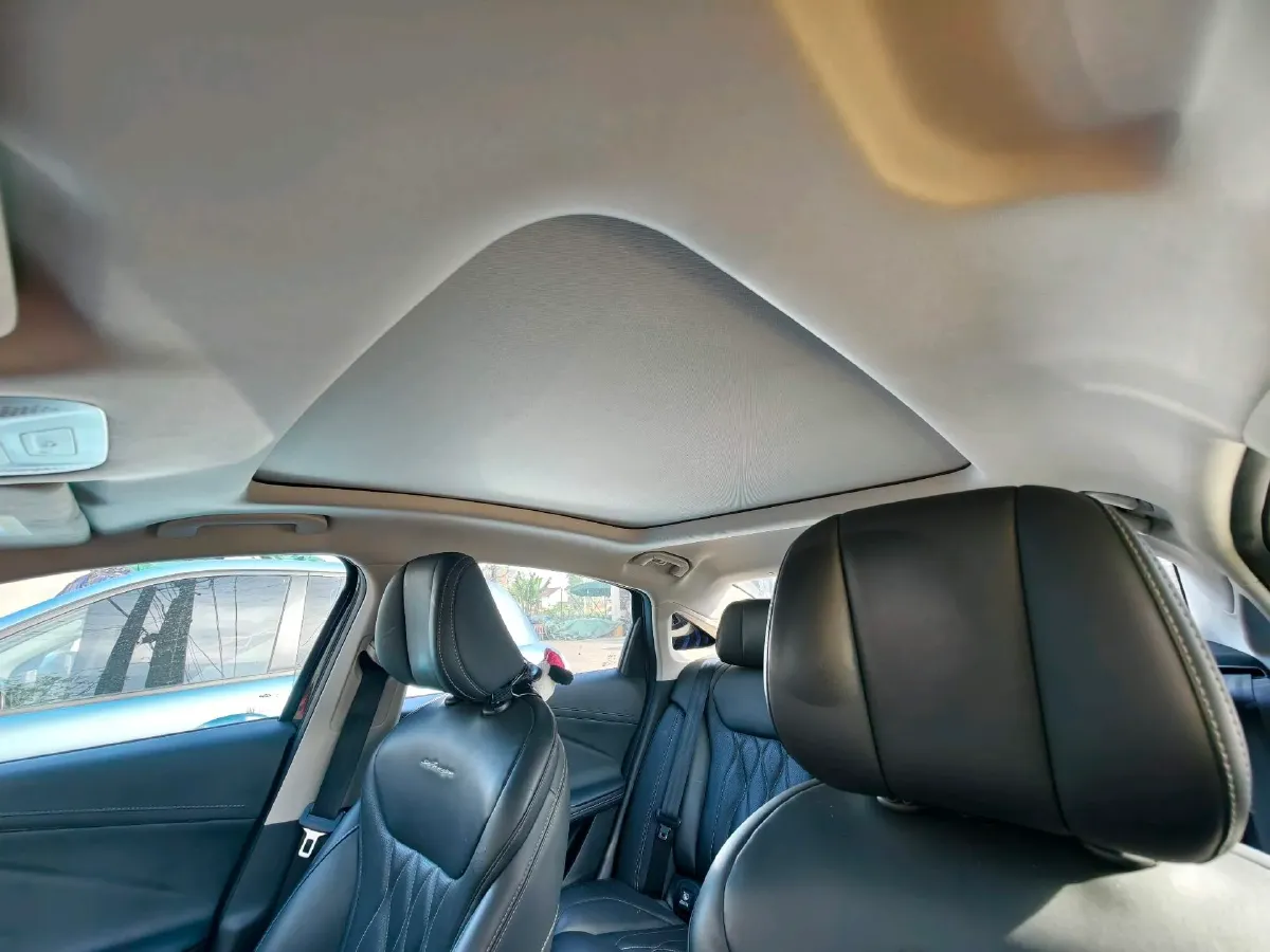 2022 Chery Arrizo 8 1.6T 197HP L4 7DCT,autocango,china used car exporter,china ev exporter,chinese used car exporter,chinese used ev exporter