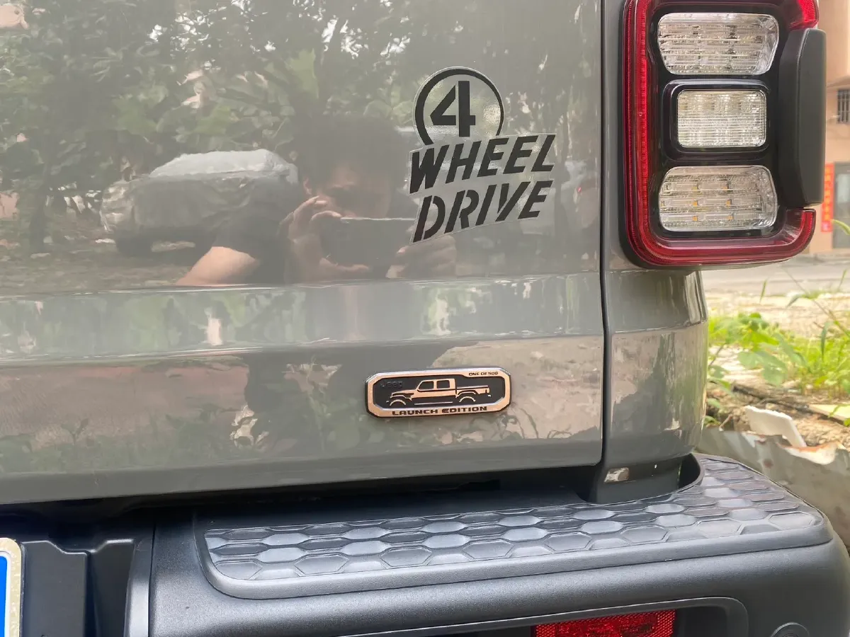 2022 Jeep Gladiator 3.6L 284HP V6 8AT,autocango,china used car exporter,china ev exporter,chinese used car exporter,chinese used ev exporter