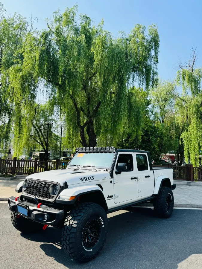 2022 Jeep Gladiator 3.6L 284HP V6 8AT,autocango,china used car exporter,china ev exporter,chinese used car exporter,chinese used ev exporter
