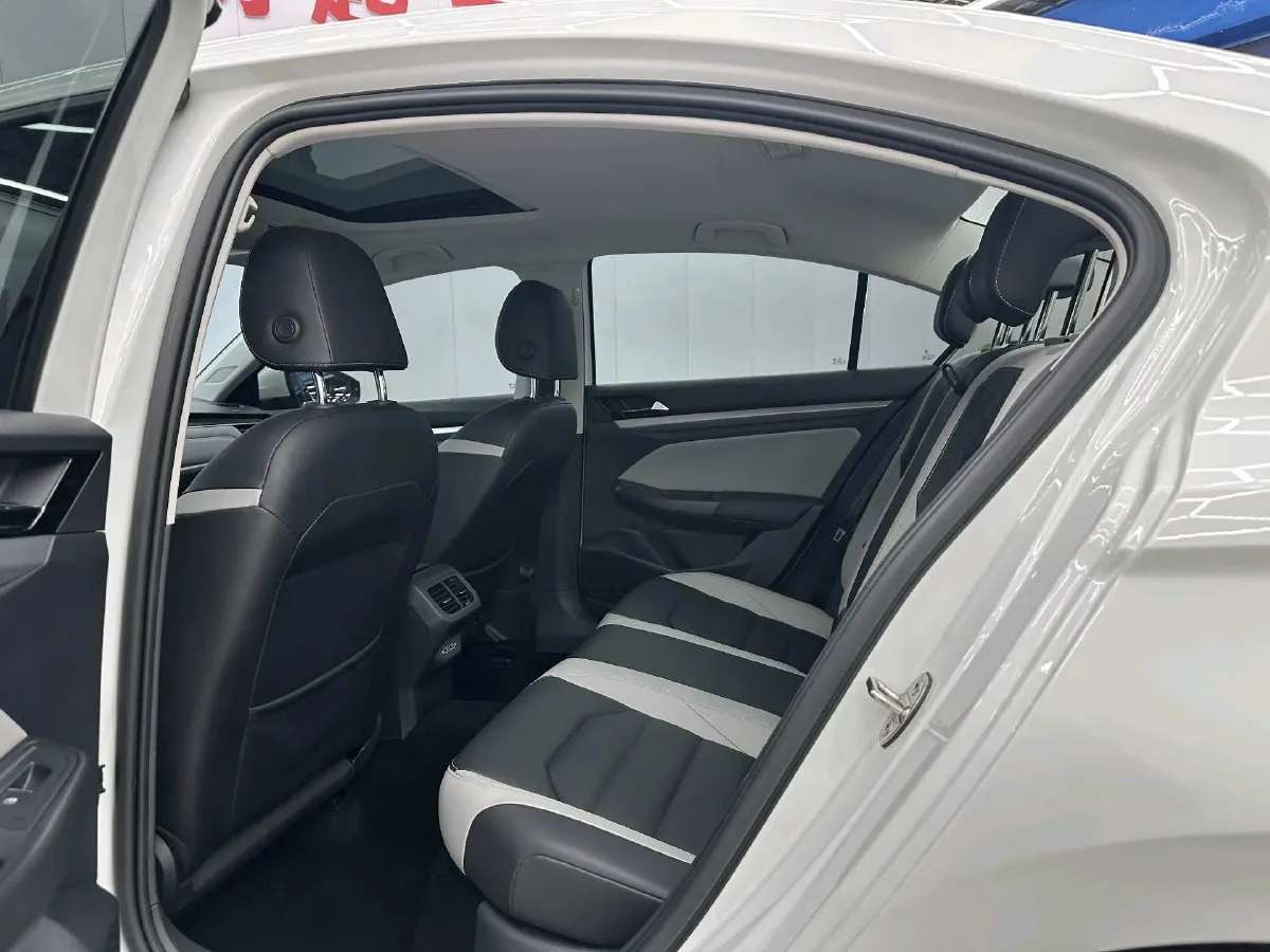 2023 Volkswagen Bora 1.4T 150HP L4 7DCT,autocango,china used car exporter,china ev exporter,chinese used car exporter,chinese used ev exporter