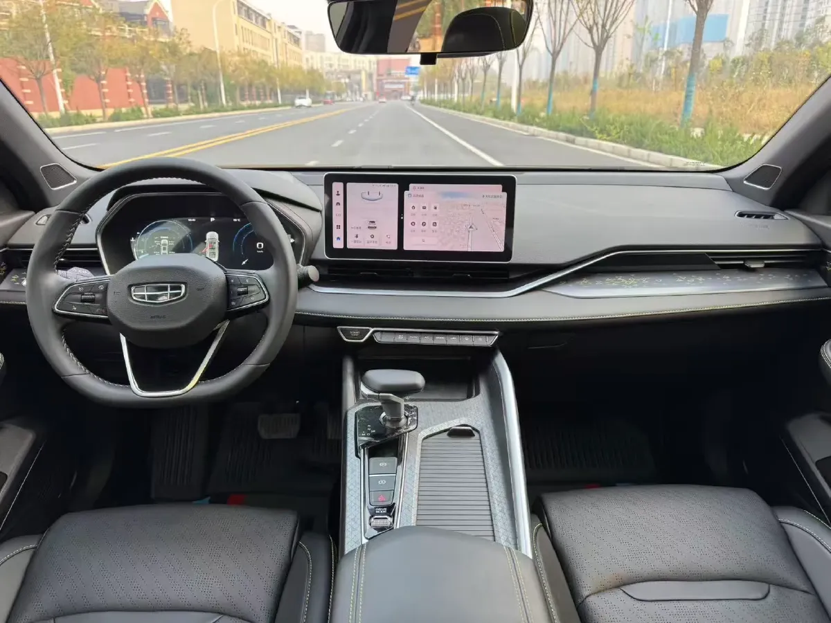 2023 Geely Preface 1.5T 181HP L4 7DCT,autocango,china used car exporter,china ev exporter,chinese used car exporter,chinese used ev exporter