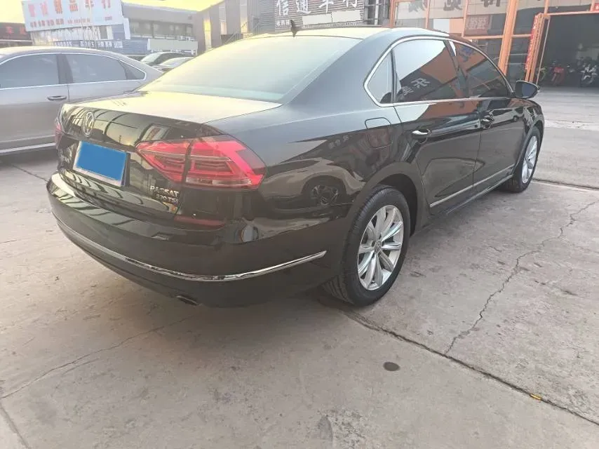 2017 Volkswagen Passat 1.8T 180HP L4 7DCT,autocango,china used car exporter,china ev exporter,chinese used car exporter,chinese used ev exporter