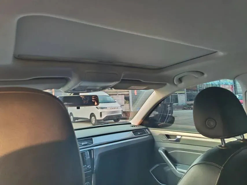 2017 Volkswagen Passat 1.8T 180HP L4 7DCT,autocango,china used car exporter,china ev exporter,chinese used car exporter,chinese used ev exporter