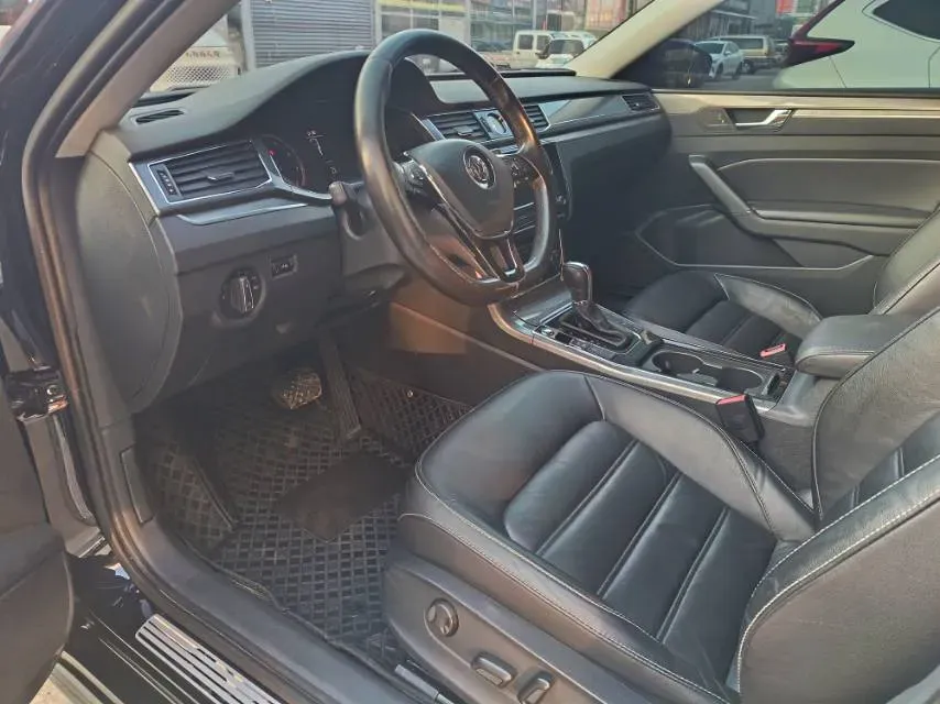 2017 Volkswagen Passat 1.8T 180HP L4 7DCT,autocango,china used car exporter,china ev exporter,chinese used car exporter,chinese used ev exporter