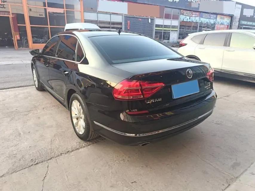 2017 Volkswagen Passat 1.8T 180HP L4 7DCT,autocango,china used car exporter,china ev exporter,chinese used car exporter,chinese used ev exporter