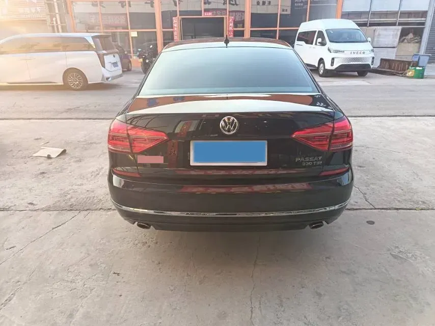 2017 Volkswagen Passat 1.8T 180HP L4 7DCT,autocango,china used car exporter,china ev exporter,chinese used car exporter,chinese used ev exporter