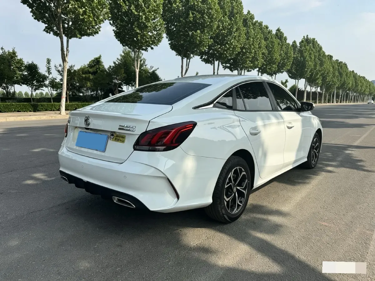 2023 MG 5 1.5L 129HP L4 5MT,autocango,china used car exporter,china ev exporter,chinese used car exporter,chinese used ev exporter
