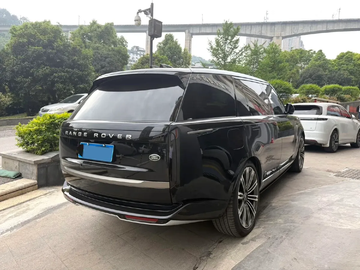 2025 Land Rover Range Rover 3.0T 400HP L6 8AT,autocango,china used car exporter,china ev exporter,chinese used car exporter,chinese used ev exporter