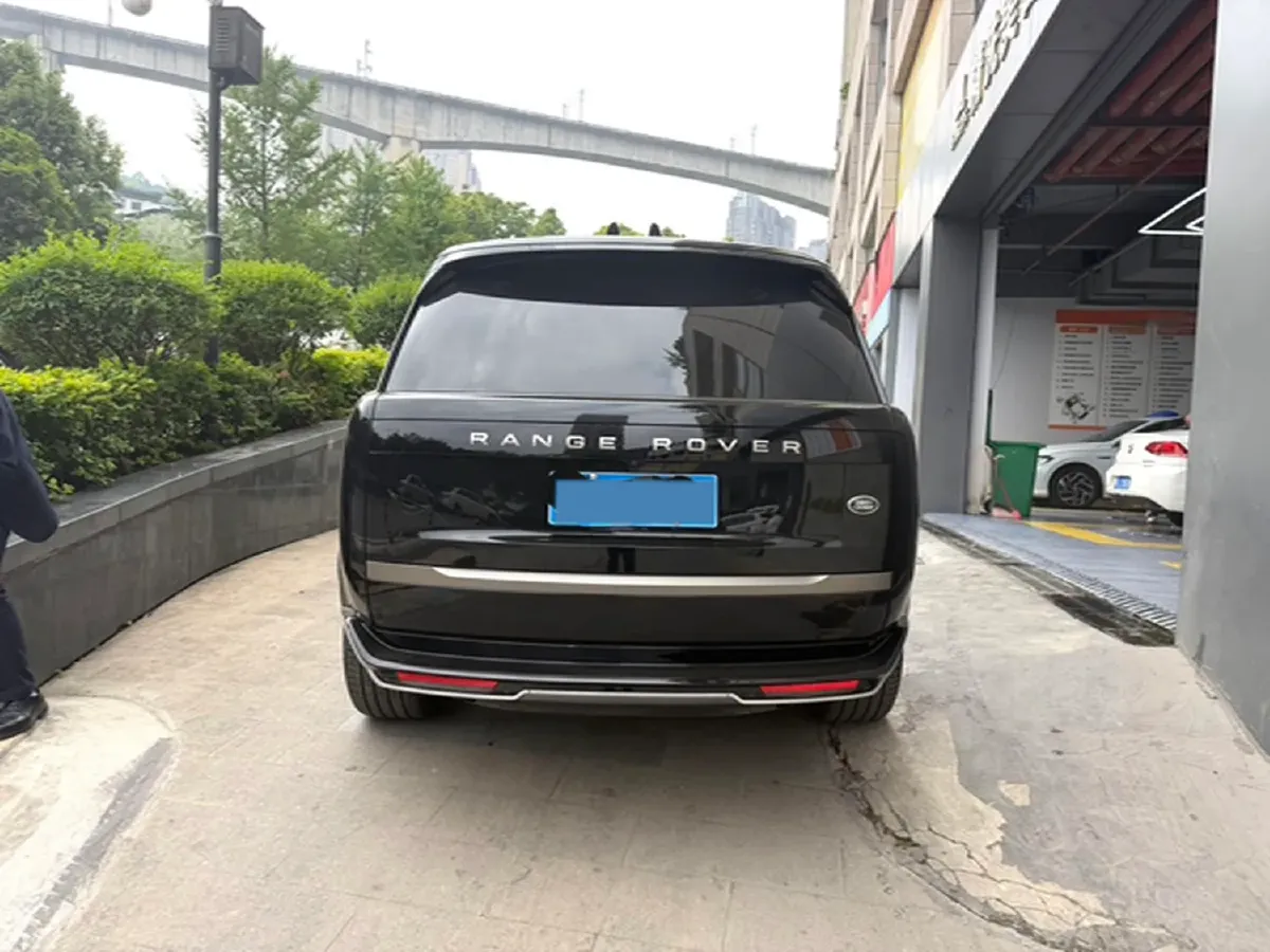 2025 Land Rover Range Rover 3.0T 400HP L6 8AT,autocango,china used car exporter,china ev exporter,chinese used car exporter,chinese used ev exporter
