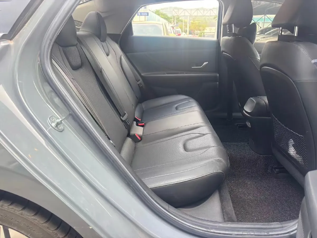 2021 Hyundai Elantra 1.5L 115HP L4 CVT,autocango,china used car exporter,china ev exporter,chinese used car exporter,chinese used ev exporter