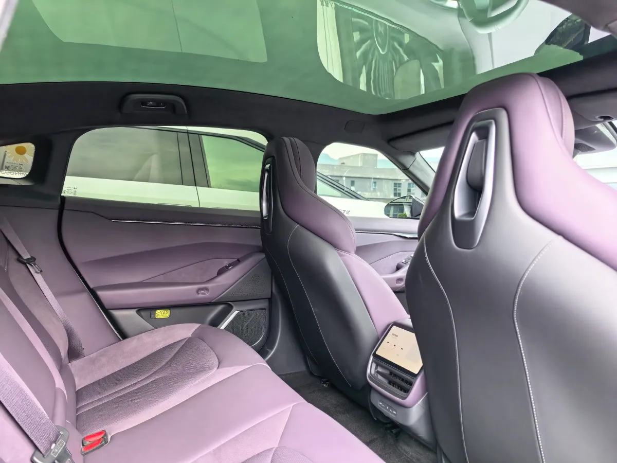 2025 Xpeng P7 BEV,autocango,china used car exporter,china ev exporter,chinese used car exporter,chinese used ev exporter