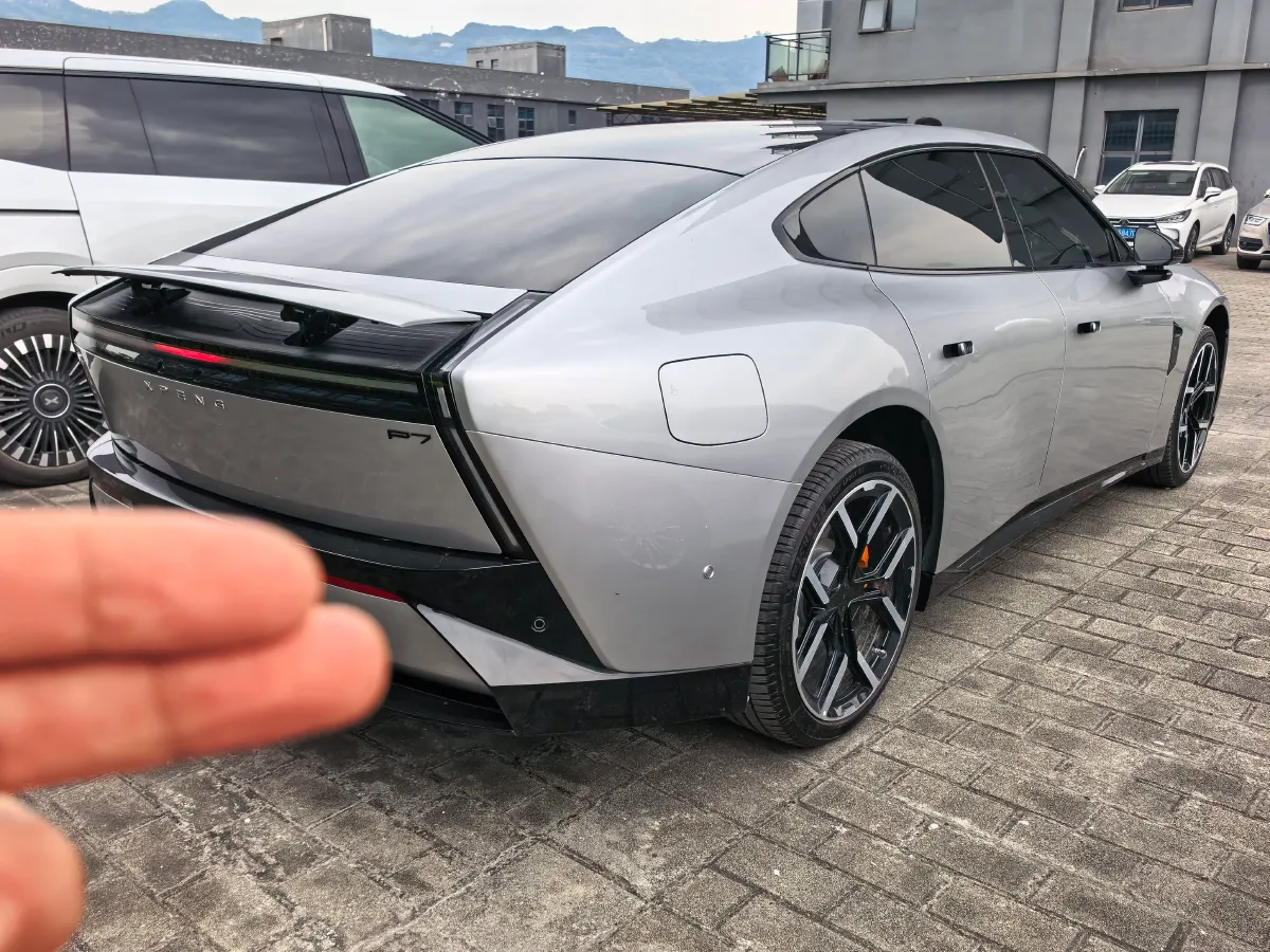 2025 Xpeng P7 BEV,autocango,china used car exporter,china ev exporter,chinese used car exporter,chinese used ev exporter