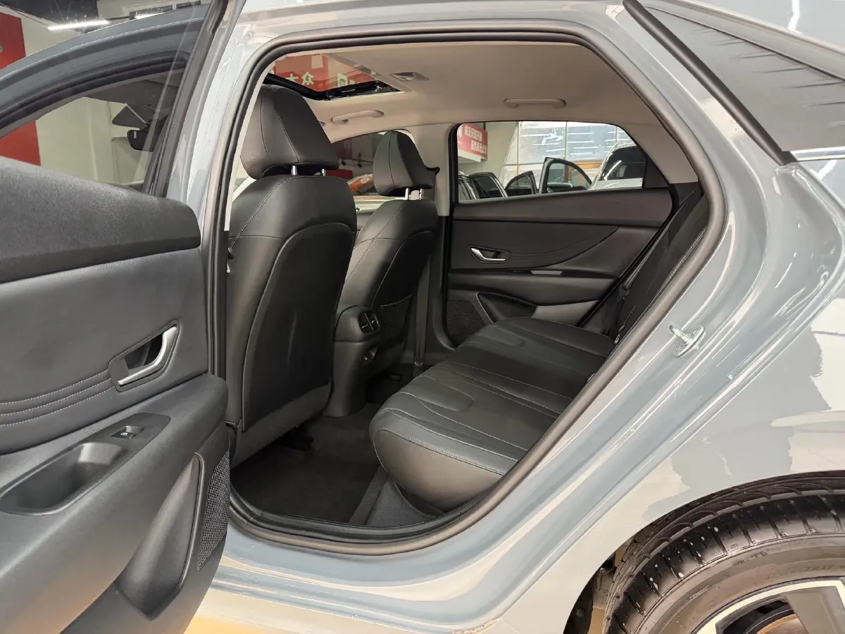 2022 Hyundai Elantra 1.5L 115HP L4 CVT,autocango,china used car exporter,china ev exporter,chinese used car exporter,chinese used ev exporter