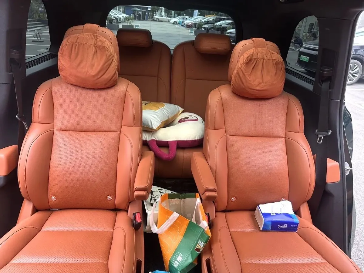 2022 Li L9 Range Extended 154HP REEV 42.6KWH,autocango,china used car exporter,china ev exporter,chinese used car exporter,chinese used ev exporter