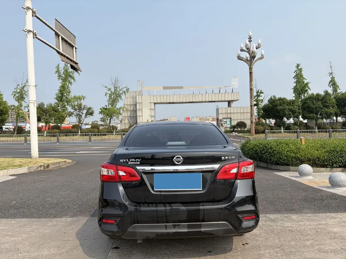 2021 Nissan Sylphy 1.6L 122HP L4 CVT,autocango,china used car exporter,china ev exporter,chinese used car exporter,chinese used ev exporter