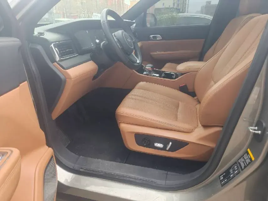 2020 Li ONE Range Extended 131HP REEV 40.5KWH,autocango,china used car exporter,china ev exporter,chinese used car exporter,chinese used ev exporter