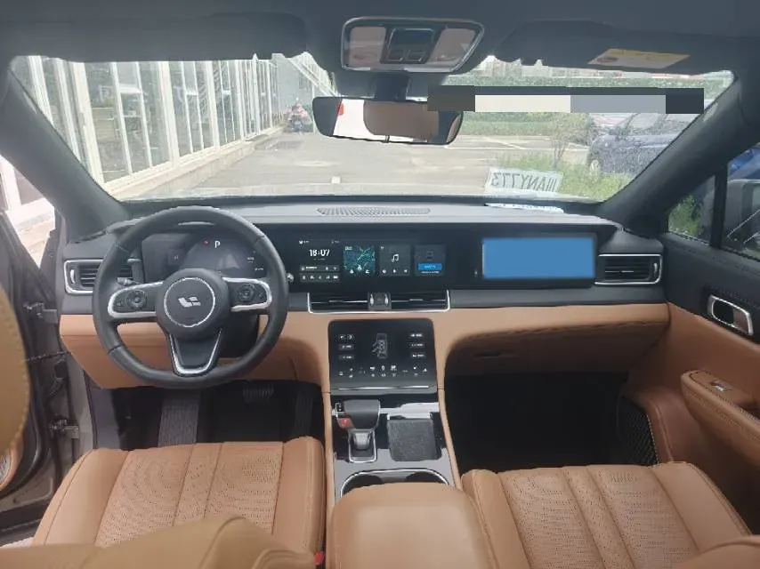 2020 Li ONE Range Extended 131HP REEV 40.5KWH,autocango,china used car exporter,china ev exporter,chinese used car exporter,chinese used ev exporter