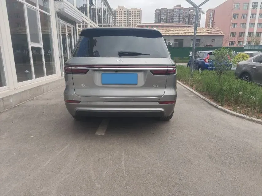 2020 Li ONE Range Extended 131HP REEV 40.5KWH,autocango,china used car exporter,china ev exporter,chinese used car exporter,chinese used ev exporter