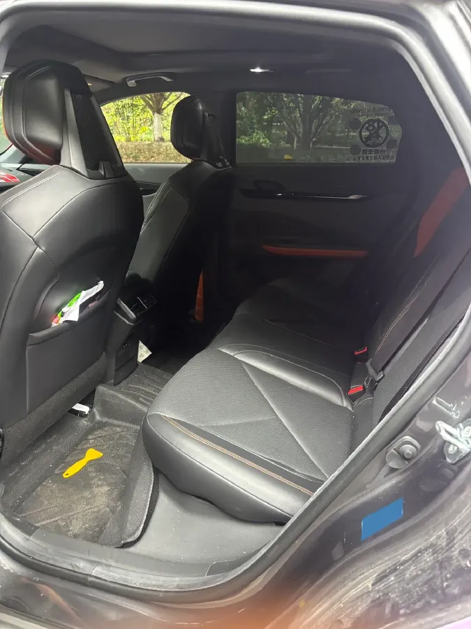 2022 ChangAn UNI-V 1.5T 188HP L4 7DCT,autocango,china used car exporter,china ev exporter,chinese used car exporter,chinese used ev exporter