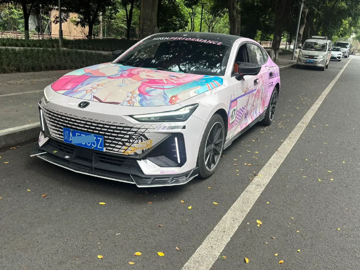 2022 ChangAn UNI-V 1.5T 188HP L4 7DCT,autocango,china used car exporter,china ev exporter,chinese used car exporter,chinese used ev exporter