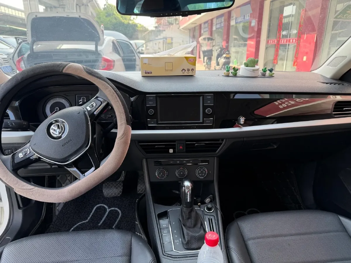 2019 Volkswagen Lavida 1.5L 113HP L4 6AT,autocango,china used car exporter,china ev exporter,chinese used car exporter,chinese used ev exporter