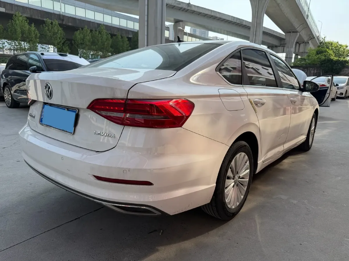 2019 Volkswagen Lavida 1.5L 113HP L4 6AT,autocango,china used car exporter,china ev exporter,chinese used car exporter,chinese used ev exporter