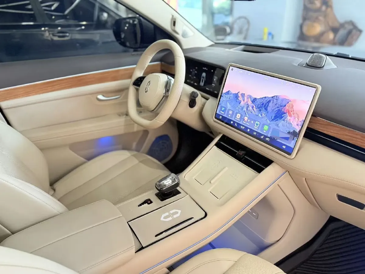 2024 AITO AITO M7 1.5T 152HP L4 REEV 40KWH,autocango,china used car exporter,china ev exporter,chinese used car exporter,chinese used ev exporter