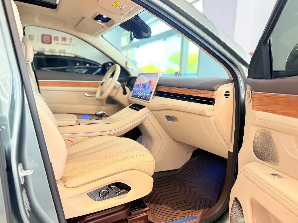 2024 AITO AITO M7 1.5T 152HP L4 REEV 40KWH,autocango,china used car exporter,china ev exporter,chinese used car exporter,chinese used ev exporter