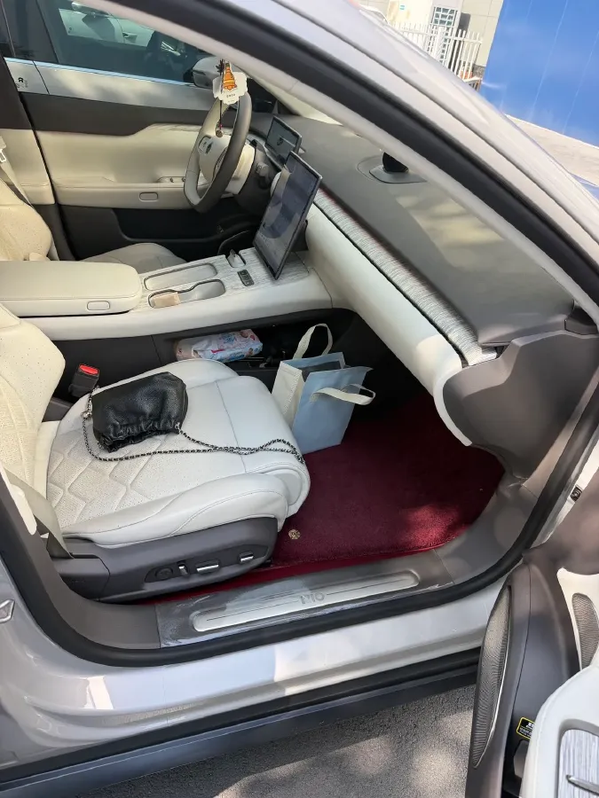 2021 Volkswagen ID.6 Crozz BEV 84.8KWH,autocango,china used car exporter,china ev exporter,chinese used car exporter,chinese used ev exporter