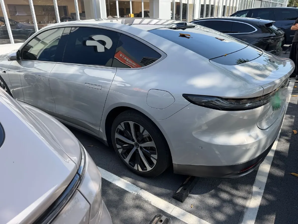 2021 Volkswagen ID.6 Crozz BEV 84.8KWH,autocango,china used car exporter,china ev exporter,chinese used car exporter,chinese used ev exporter