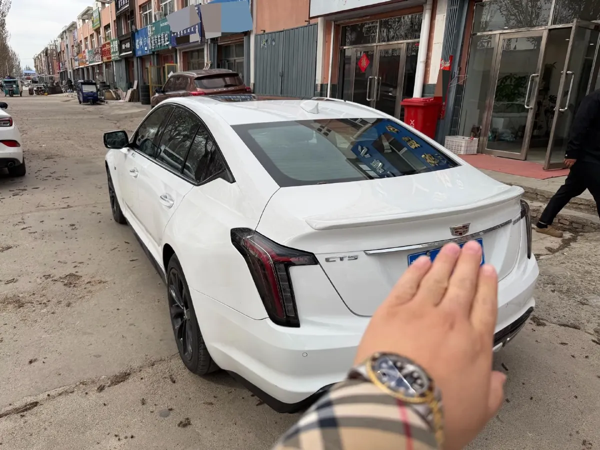 2022 Cadillac CT5 2.0T 237HP L4 10AT,autocango,china used car exporter,china ev exporter,chinese used car exporter,chinese used ev exporter