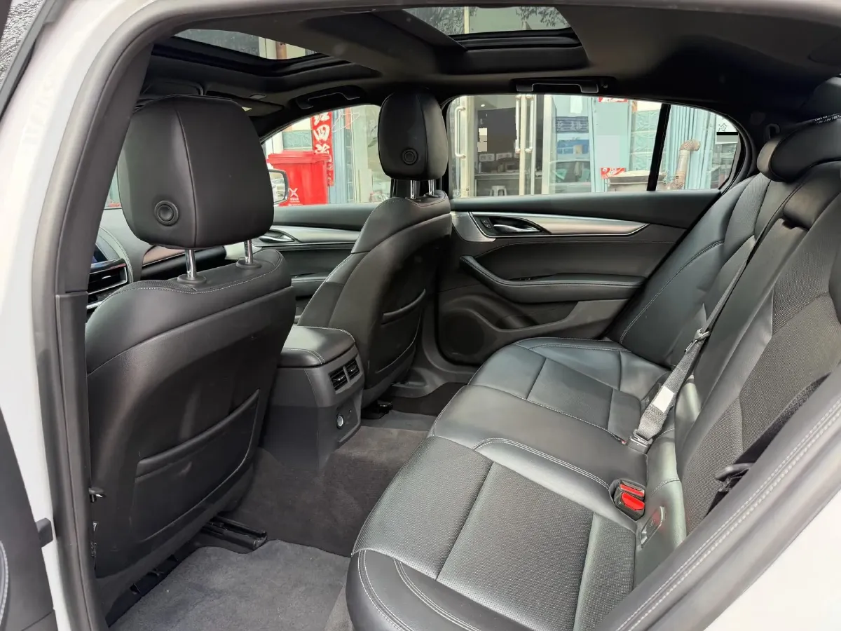 2022 Cadillac CT5 2.0T 237HP L4 10AT,autocango,china used car exporter,china ev exporter,chinese used car exporter,chinese used ev exporter