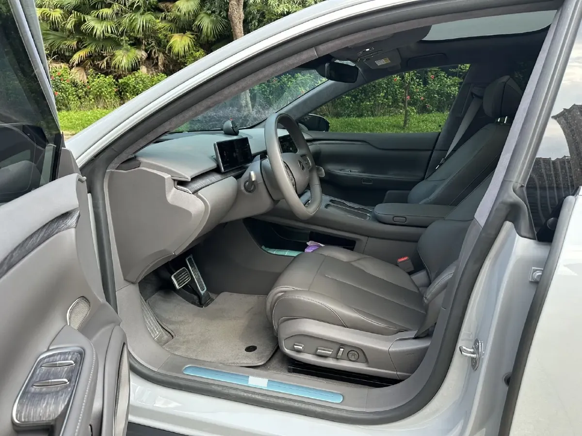 2023 NIO EC7 BEV 75KWH,autocango,china used car exporter,china ev exporter,chinese used car exporter,chinese used ev exporter