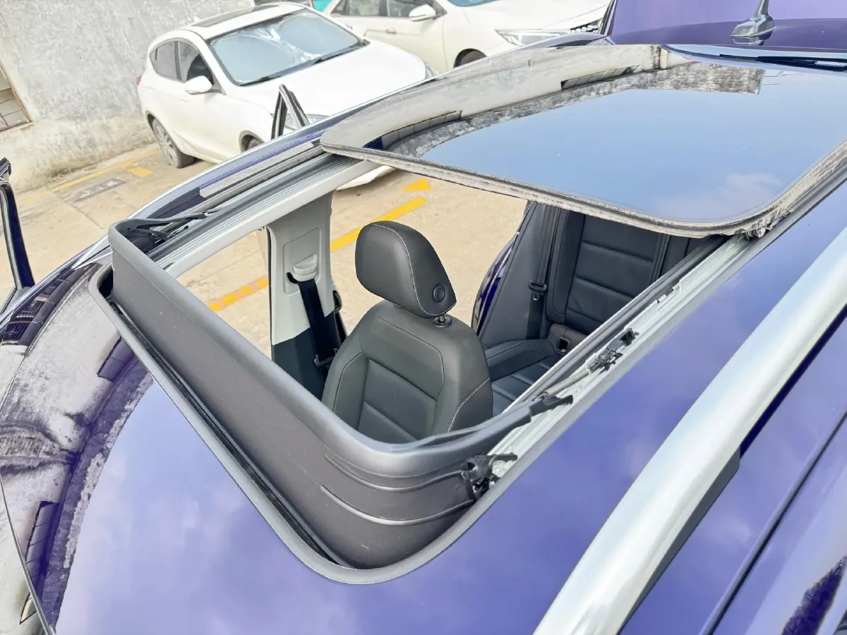 2022 Volkswagen T-Roc 1.4T 150HP L4 7DCT,autocango,china used car exporter,china ev exporter,chinese used car exporter,chinese used ev exporter