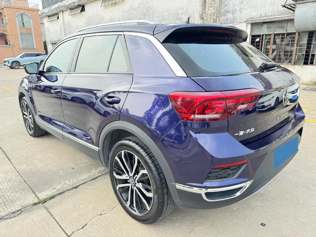 2022 Volkswagen T-Roc 1.4T 150HP L4 7DCT,autocango,china used car exporter,china ev exporter,chinese used car exporter,chinese used ev exporter