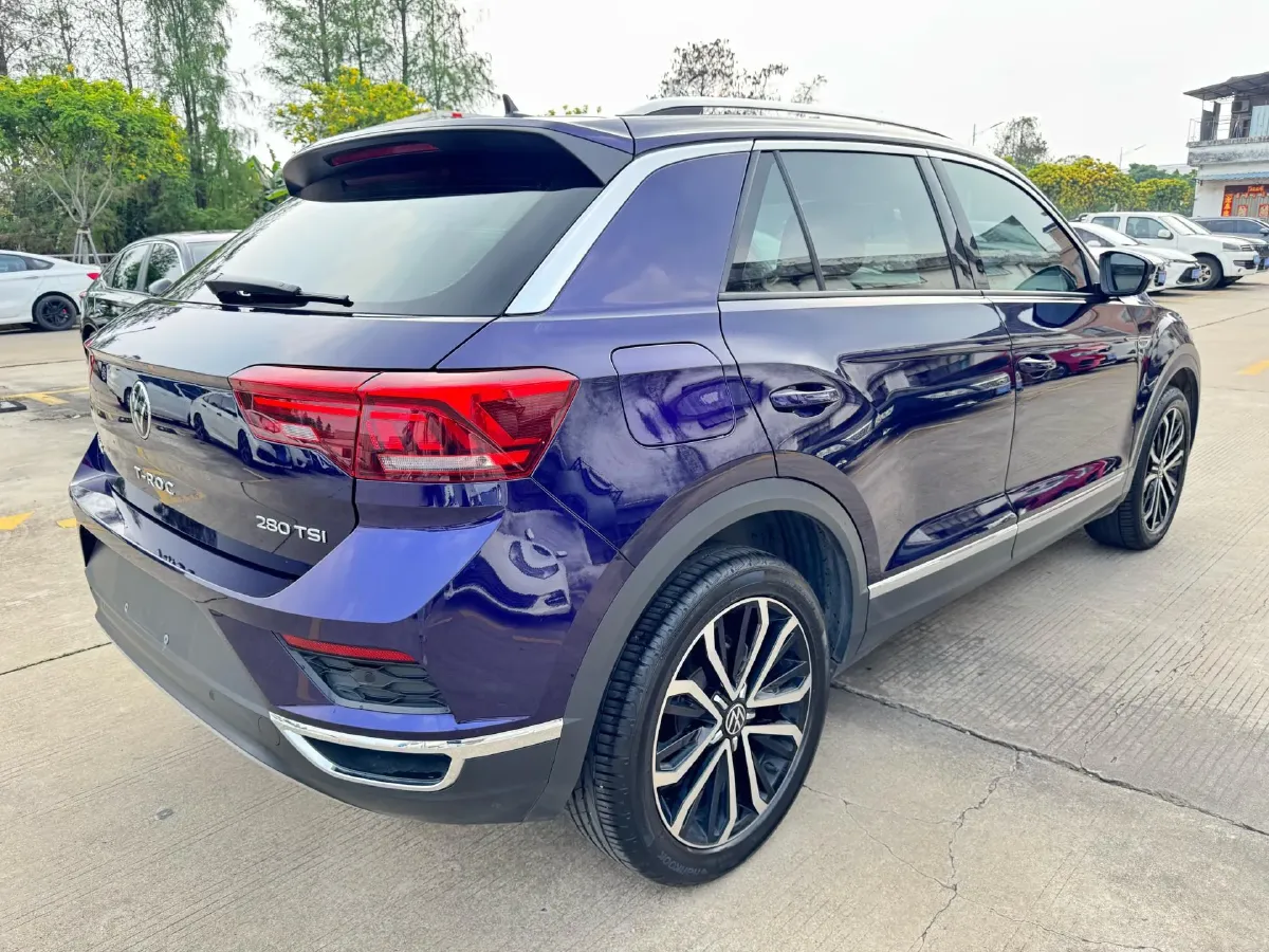 2022 Volkswagen T-Roc 1.4T 150HP L4 7DCT,autocango,china used car exporter,china ev exporter,chinese used car exporter,chinese used ev exporter