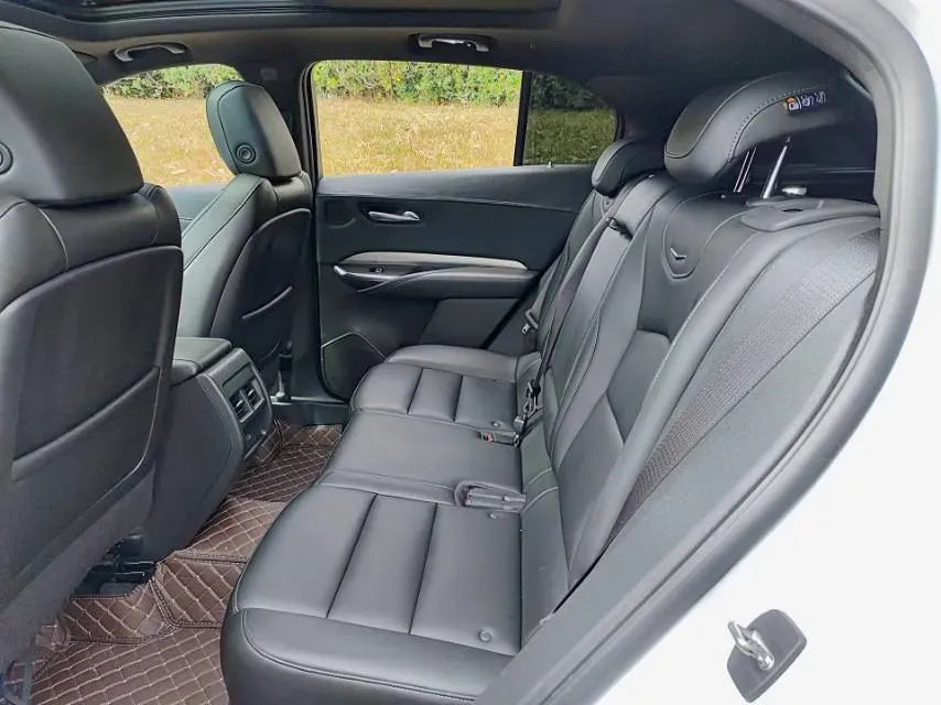 2021 Cadillac XT4 2.0T 237HP L4 9AT,autocango,china used car exporter,china ev exporter,chinese used car exporter,chinese used ev exporter