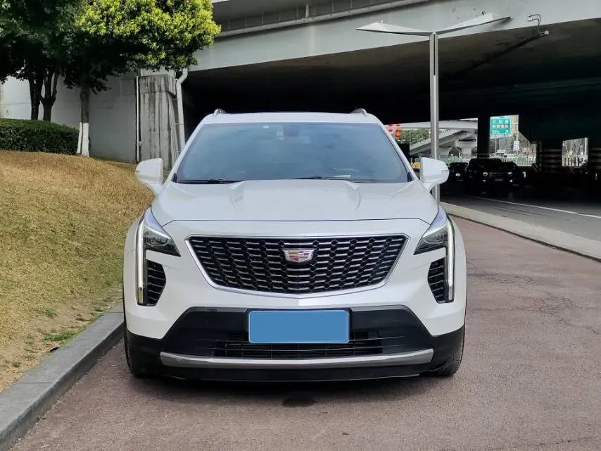 2021 Cadillac XT4 2.0T 237HP L4 9AT,autocango,china used car exporter,china ev exporter,chinese used car exporter,chinese used ev exporter