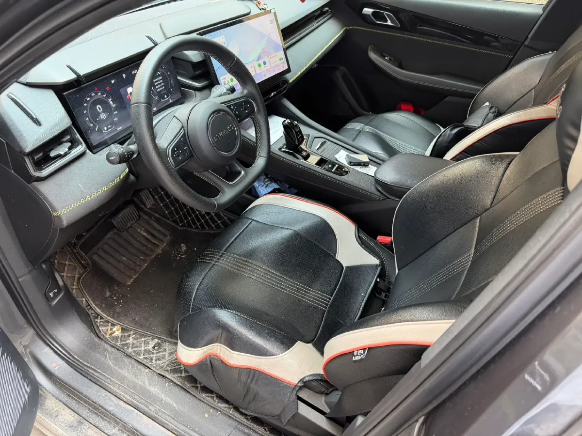 2023 LYNK&CO 03 2.0T 254HP L4 7DCT,autocango,china used car exporter,china ev exporter,chinese used car exporter,chinese used ev exporter