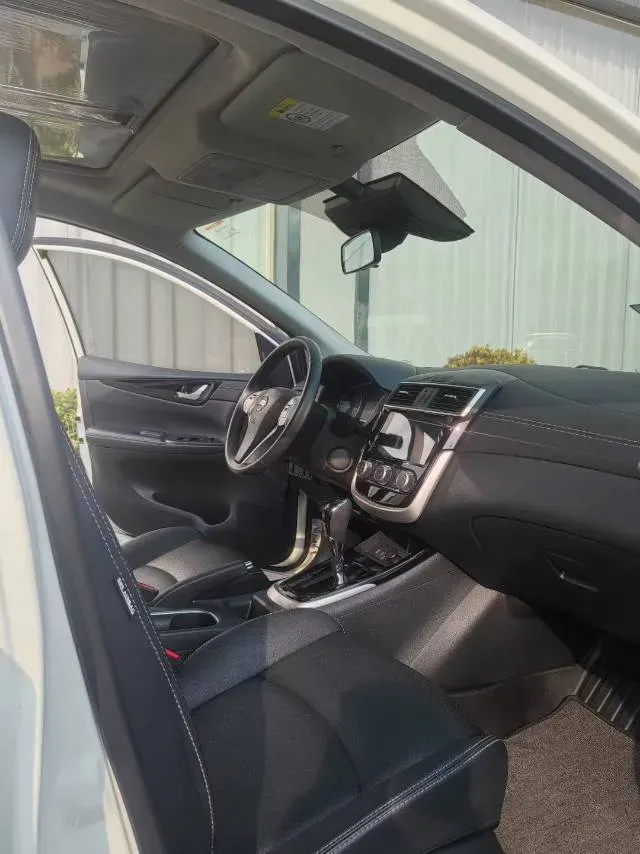2021 Nissan Tiida 1.6L 122HP L4 CVT,autocango,china used car exporter,china ev exporter,chinese used car exporter,chinese used ev exporter