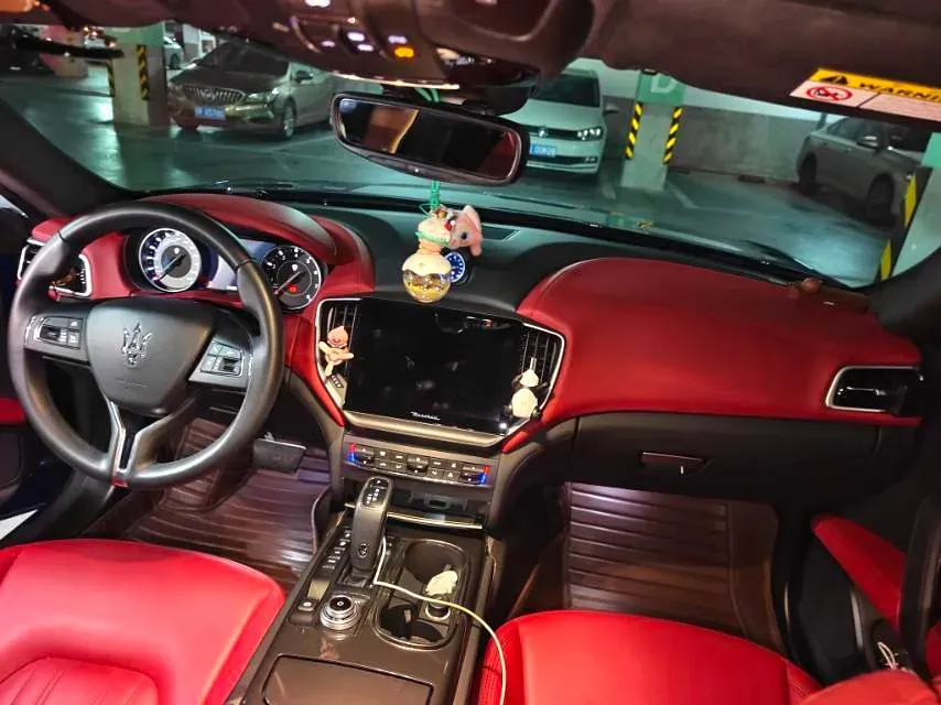 2022 Audi Q7 2.0T 245HP L4 8AT,autocango,china used car exporter,china ev exporter,chinese used car exporter,chinese used ev exporter