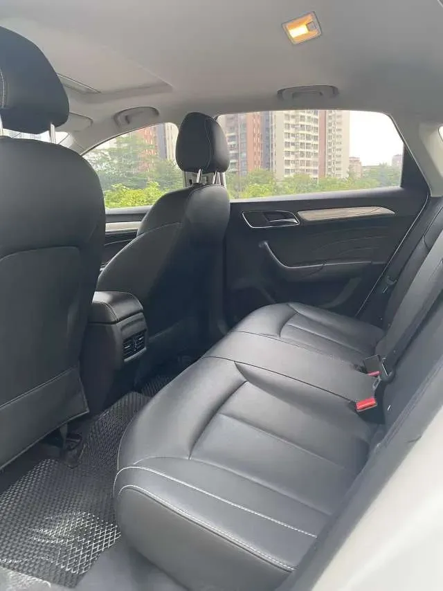 2017 Roewe i6 1.0T 125HP L3 2AT PHEV,autocango,china used car exporter,china ev exporter,chinese used car exporter,chinese used ev exporter